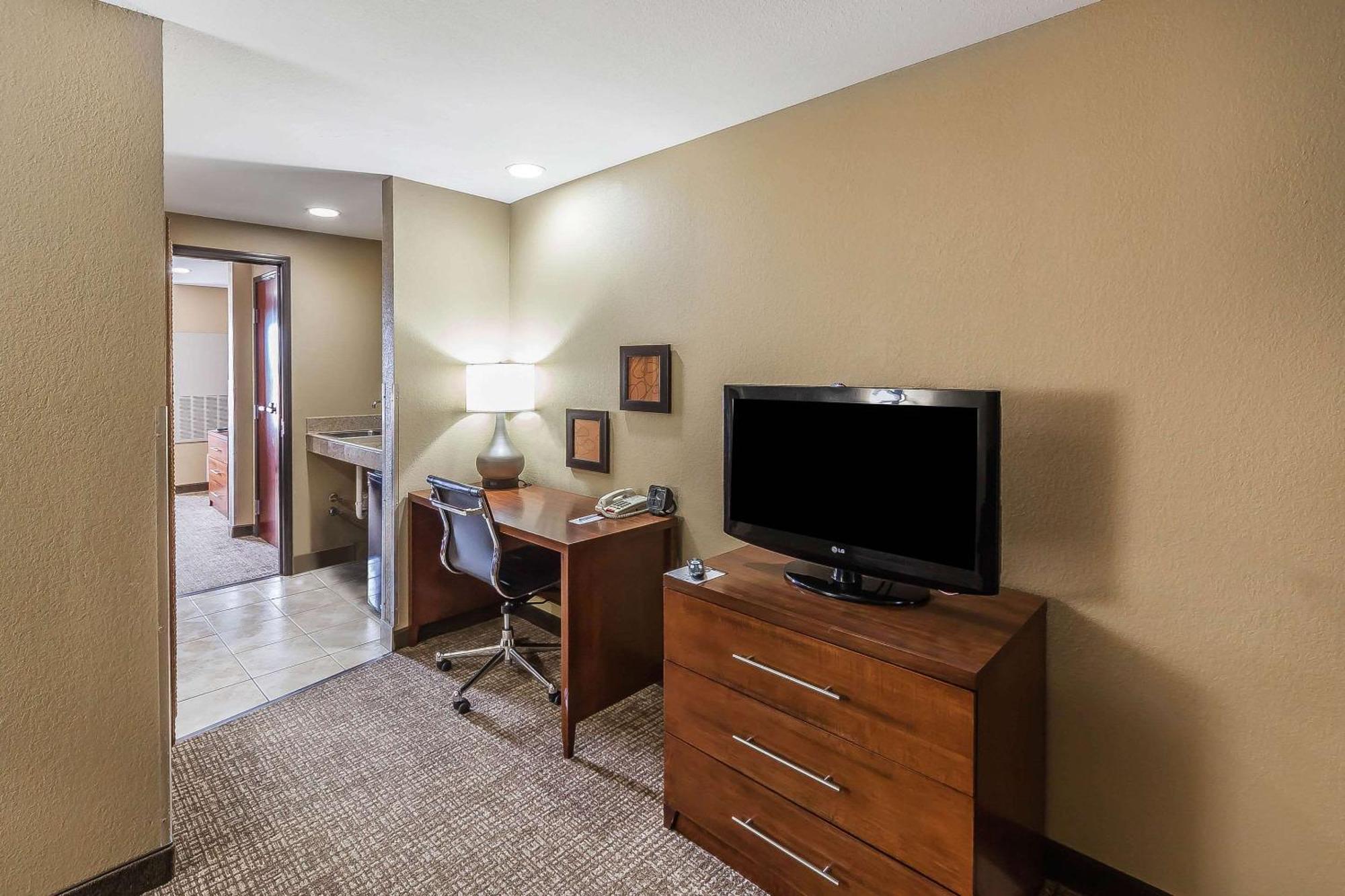 Comfort Suites Yukon - Sw Oklahoma City Extérieur photo