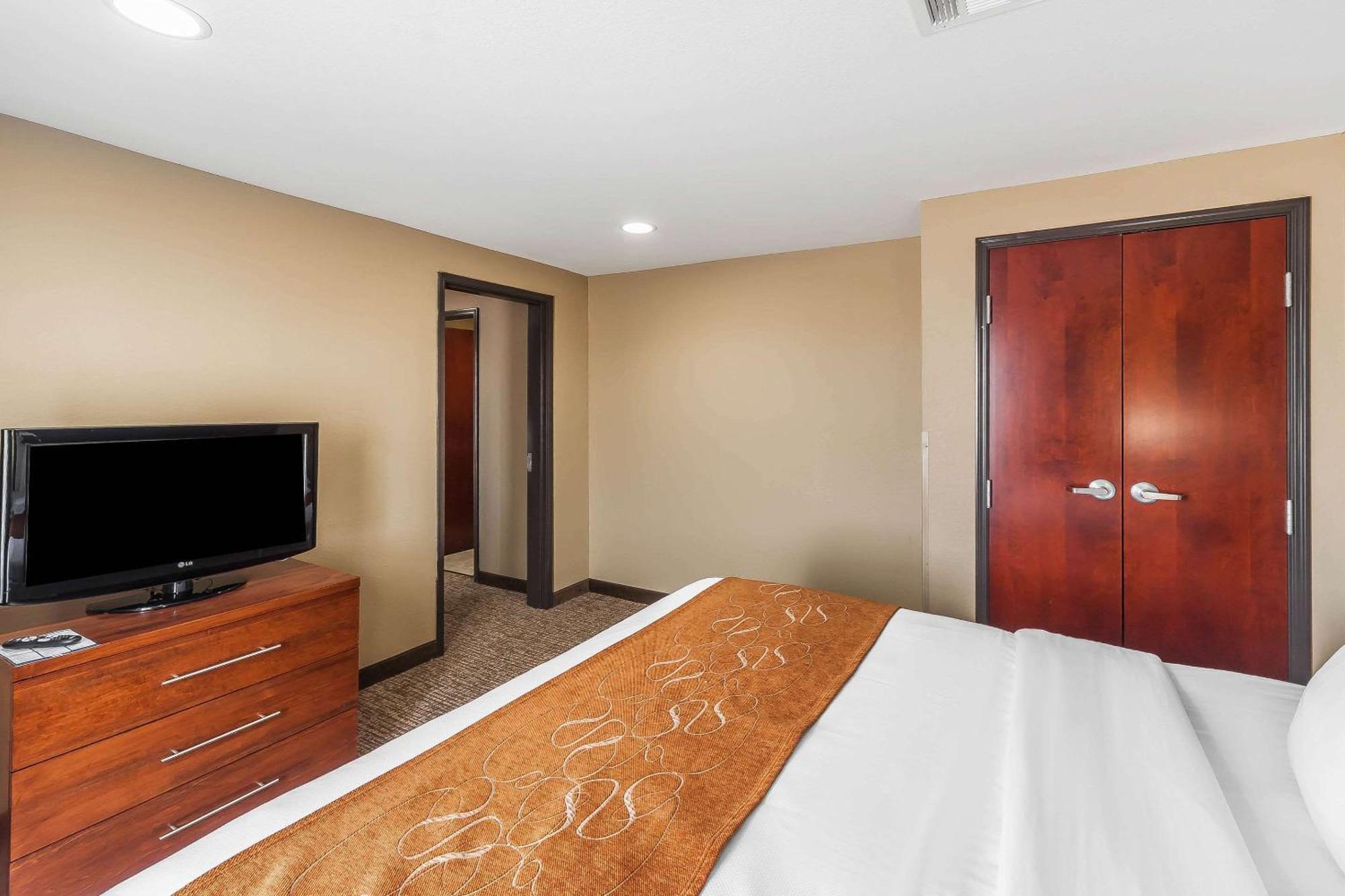 Comfort Suites Yukon - Sw Oklahoma City Extérieur photo